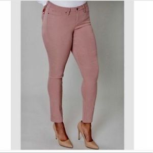 Lane Bryant mid rise light pink skinny jeans sz 18
